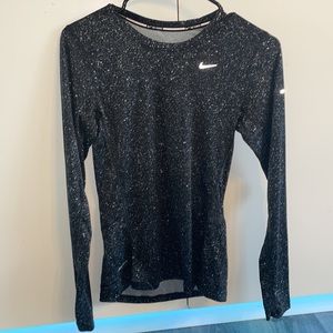 BLACK NIKE DRI FIT X SMALL RUNNING LONG SLEEVE